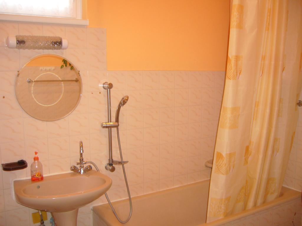 Orszag Apartmanhaz Zalakaros Exterior photo