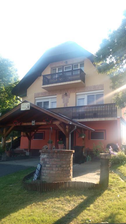 Orszag Apartmanhaz Zalakaros Exterior photo
